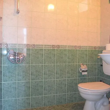 Guest house Taksiyarhis Ayvalik