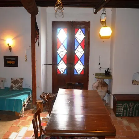 Taksiyarhis 3* Ayvalik