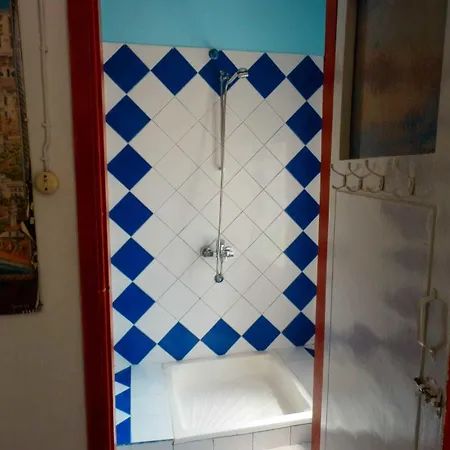 Taksiyarhis Guest house