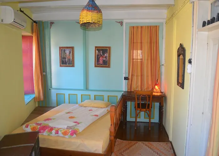 Taksiyarhis 招待所