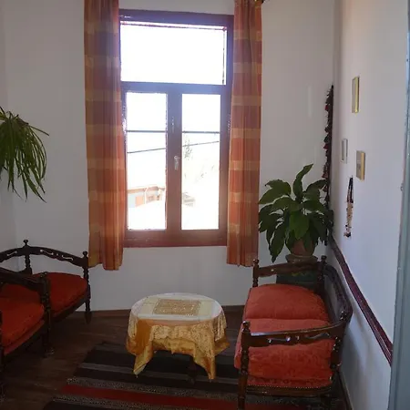 Taksiyarhis Pensjonat Ayvalı